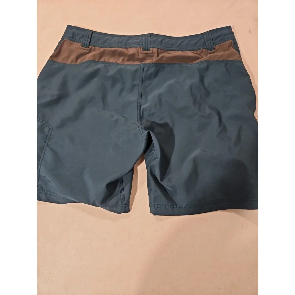 The NORTH FACE Shorts Mens Size 38 Green Running Hiking Camping Swim (A259